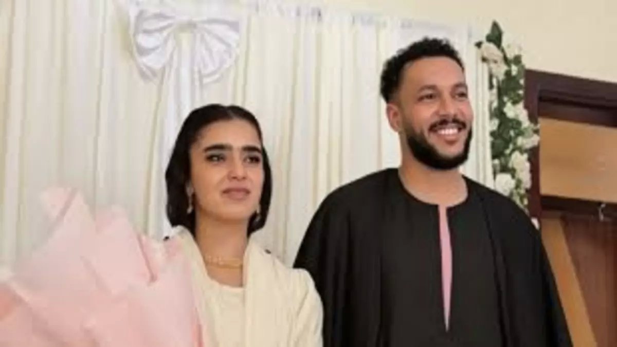 صادم: ويجز يتزوج سراً من نور العزاوي.. أول صورة رسمية والجمهور في صدمة!