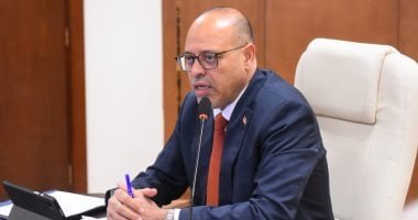 وزير العمل يوجه ببحث مخالفات لجنة العاملين بالإصابات ويحيل ملفها لوزارة الصحة