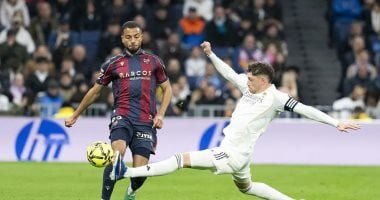 ريال مدريد يتجاوز كبوة السوبر الإسباني وكأس الملك بثنائية فى ليفانتي.. فيديو