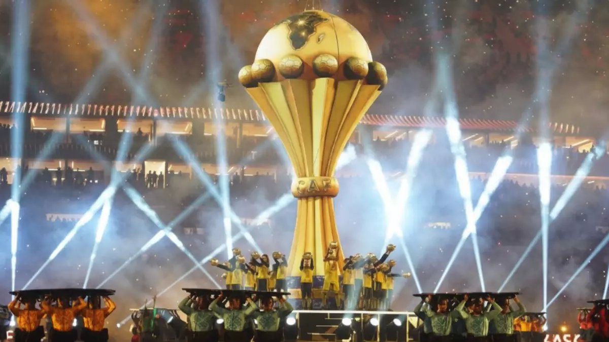 عاجل: صحيفة "الجارديان" تفجر فضيحة كاف... قرار سري يهدد بانهيار كرة القدم الإفريقية!