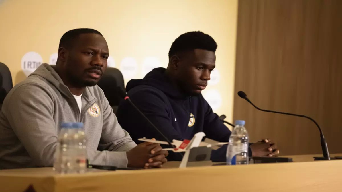 مدرب يرفض اعتزال ساديو ماني: "القرار ليس للاعب وحده".. والسبب صدم الجماهير الأفريقية