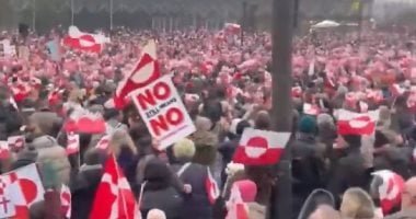 جرينلاند ليست للبيع.. آلاف المتظاهرين يرفضون أطماع ترامب فى الجزيرة.. فيديو