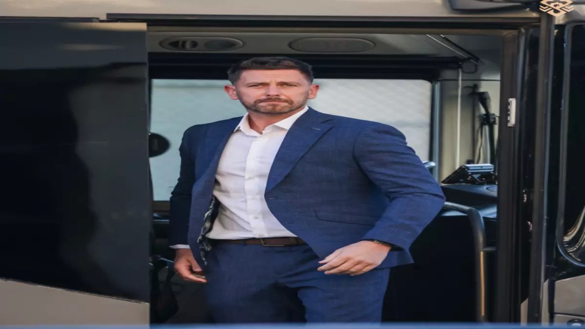 صادم: مدرب الخلود ينفجر غضباً ويتهم حكم الفيديو بسرقة هدف مؤكد أمام الأهلي!