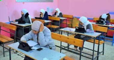 التعليم: تصحيح امتحانات نصف العام أول بأول وإعلان نتائج النقل قريبا