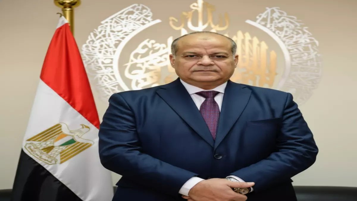 عاجل: إحالة ملاحظ للتحقيق بعد فضيحة تصوير امتحان الإعدادية ببورسعيد - والمديرية تتخذ إجراءات صارمة!