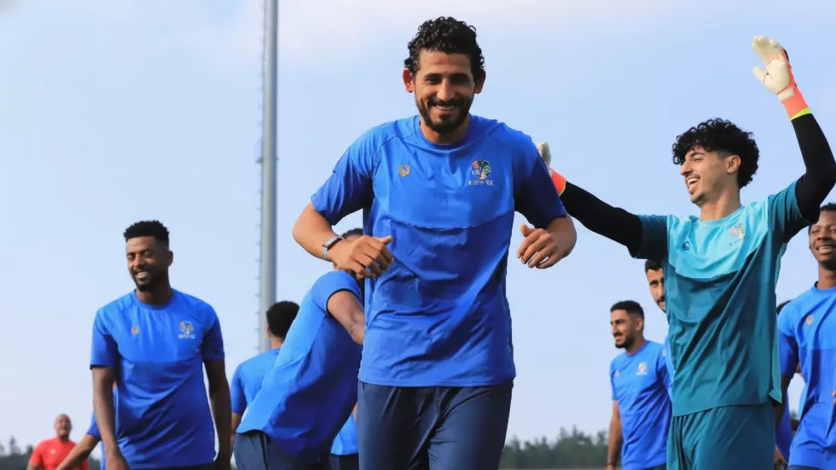 عاجل: حجازي في مواجهة نارية مع عمالقة الهلال... هل ينجح نيوم في كسر حاجز الـ 38 نقطة؟