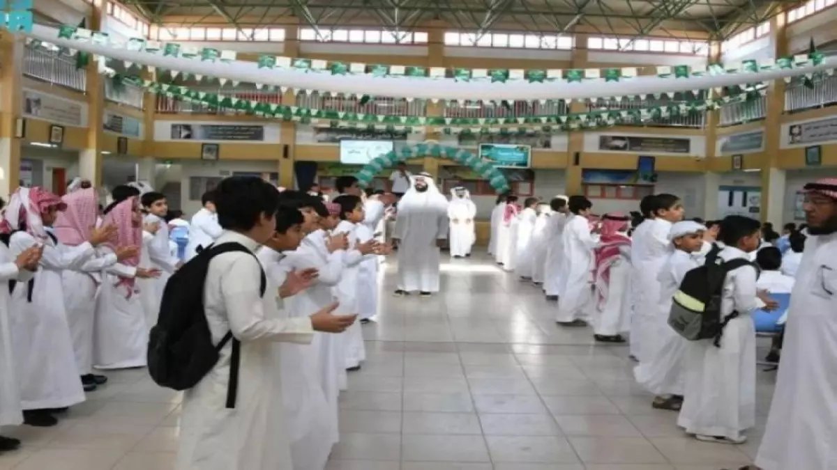 عاجل: 6 ملايين طالب يعودون اليوم... والتعليم تكشف خطة الدعم النفسي الجديدة!