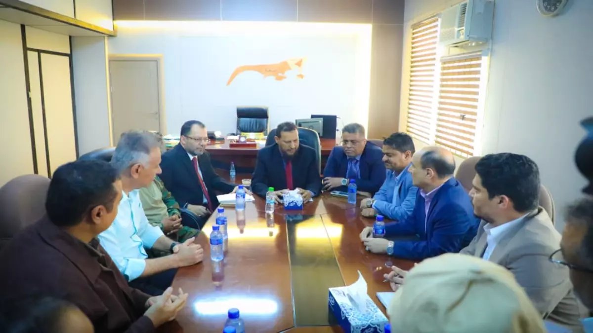 عاجل: محافظ عدن يكشف خطة 2026 الثورية... مشاريع خدمية ضخمة ستغير وجه المدينة!