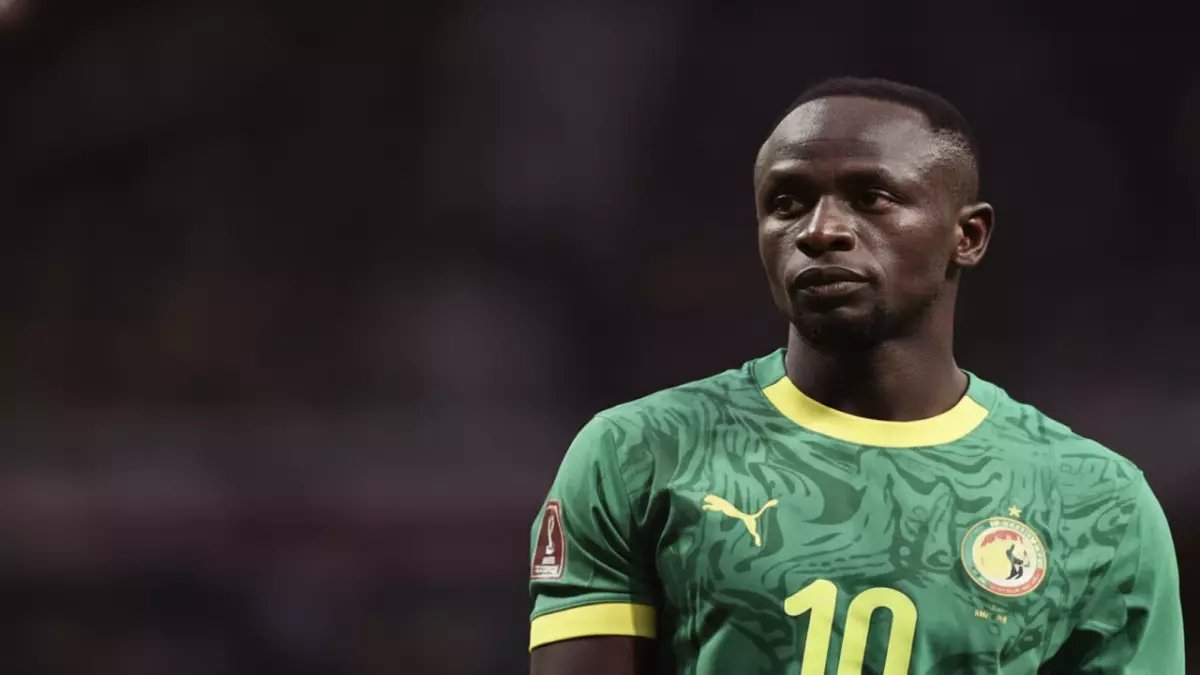 صادم: اللاعب الذي منعه والده من كرة القدم ليصبح إماماً... ثم فاجأ العالم بـ 46 سراً مدفوناً عن ساديو ماني!