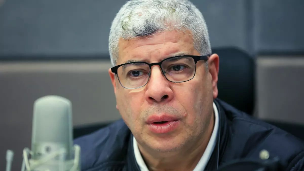 عاجل: شوبير يكشف قرار اتحاد الكرة الخطير بشأن حسام حسن... والإحلال يطال 8 لاعبين!