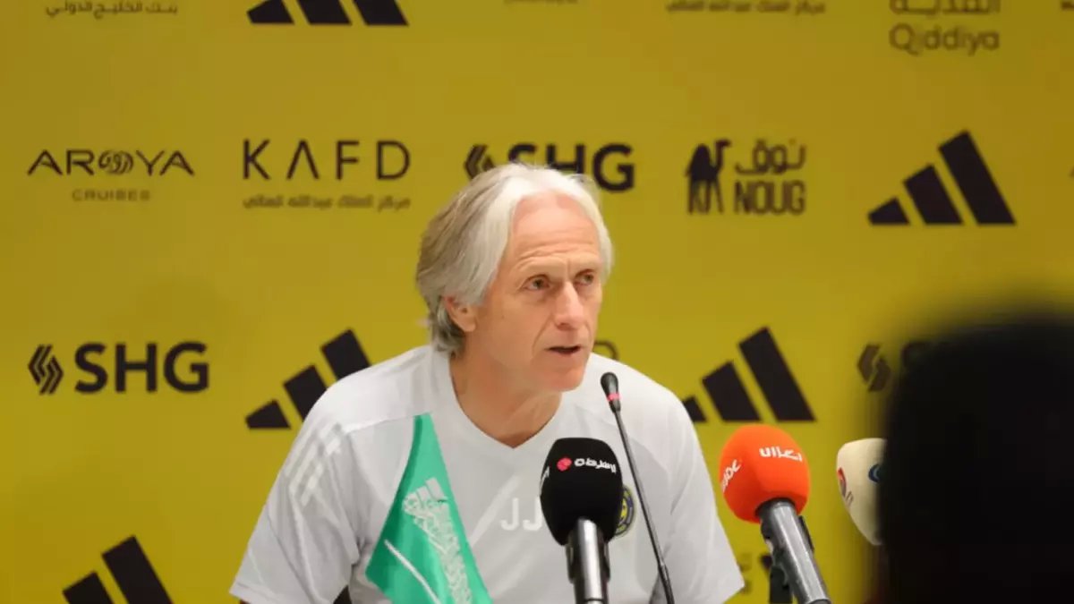 عاجل: خيسوس يطالب بـ3 صفقات أجنبية للنصر.. والإدارة توافق فوراً على الخطة الشتوية الجديدة!