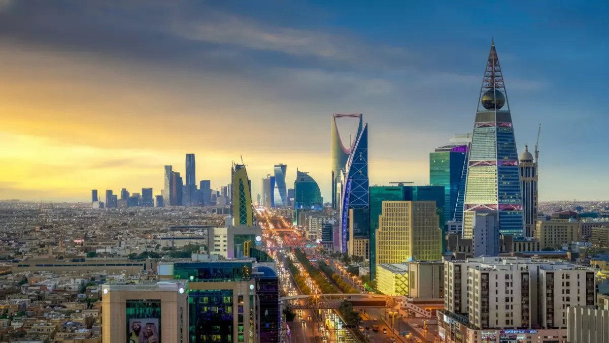 عاجل: الرياض تطلق "أُصول" البرنامج الثوري الذي سيغير وجه المدينة بالكامل - 9 مبادرات تاريخية تحقق المستحيل!