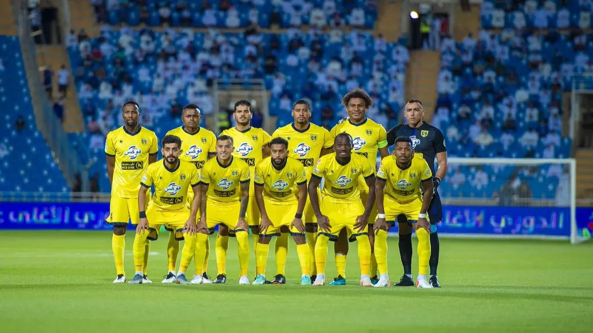 لقطات لم تُعرض على التلفاز: التعاون يفضح التحكيم ببيان تاريخي ويكشف عن تفاصيل لم يرها أحد في المباراة!