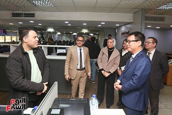 مسئول شركه هاواوي في مصر يزور مقر اليوم السابع (2) مسئول شركه هاواوي في مصر يزور مقر اليوم السابع (2)
