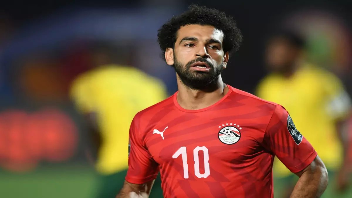 عاجل: ليفربول يستدعي محمد صلاح بعد الخسارة في أمم أفريقيا.. قرار مصيري للموسم!