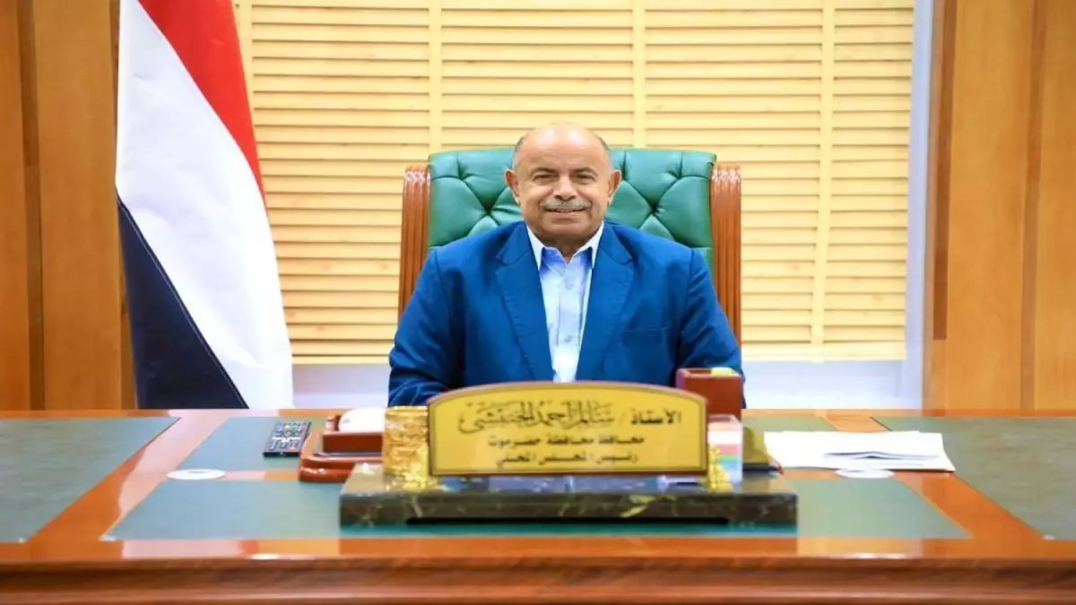 عاجل: الخنبشي يكشف سجون سرية إماراتية في حضرموت ومتفجرات لاغتيال المدنيين!