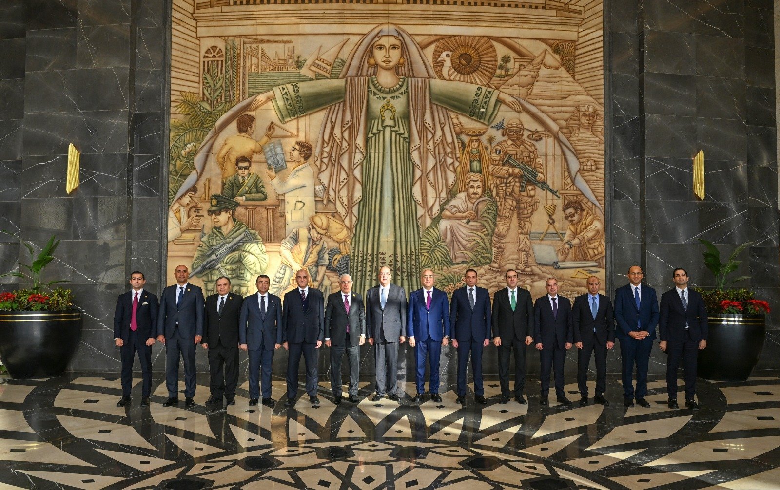 النائب العام يجري زيارة لرئيس مجلس النواب لتهنئته بتولي منصبه الجديد (3) النائب العام يجري زيارة لرئيس مجلس النواب لتهنئته بتولي منصبه الجديد (3)