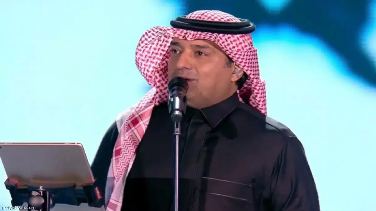 عاجل: راشد الماجد يظهر لأول مرة بعد 1,392 يوماً من الغياب... "وعاد راشد" يشعل الرياض!