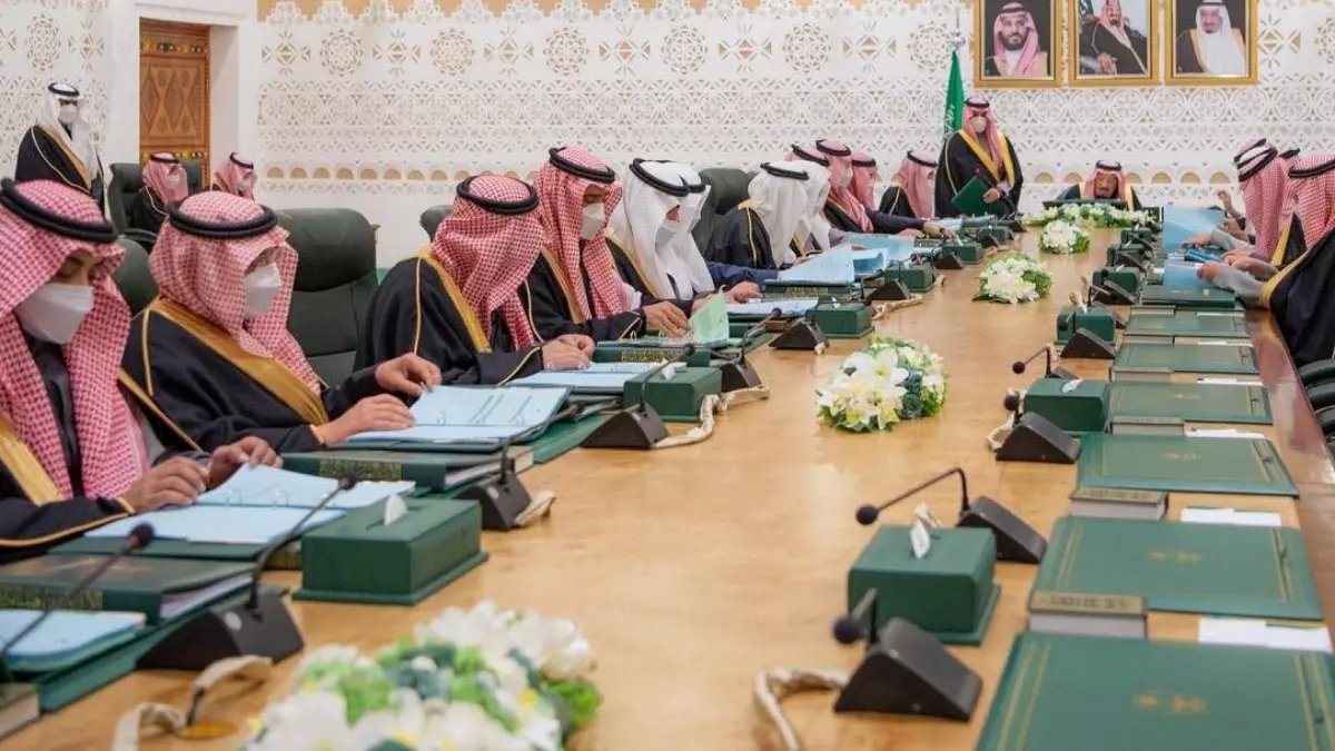 عاجل: الملك سلمان يعلن قرارات مصيرية لسوريا واليمن... ومليار ريال تفتح آفاق اقتصادية جديدة!