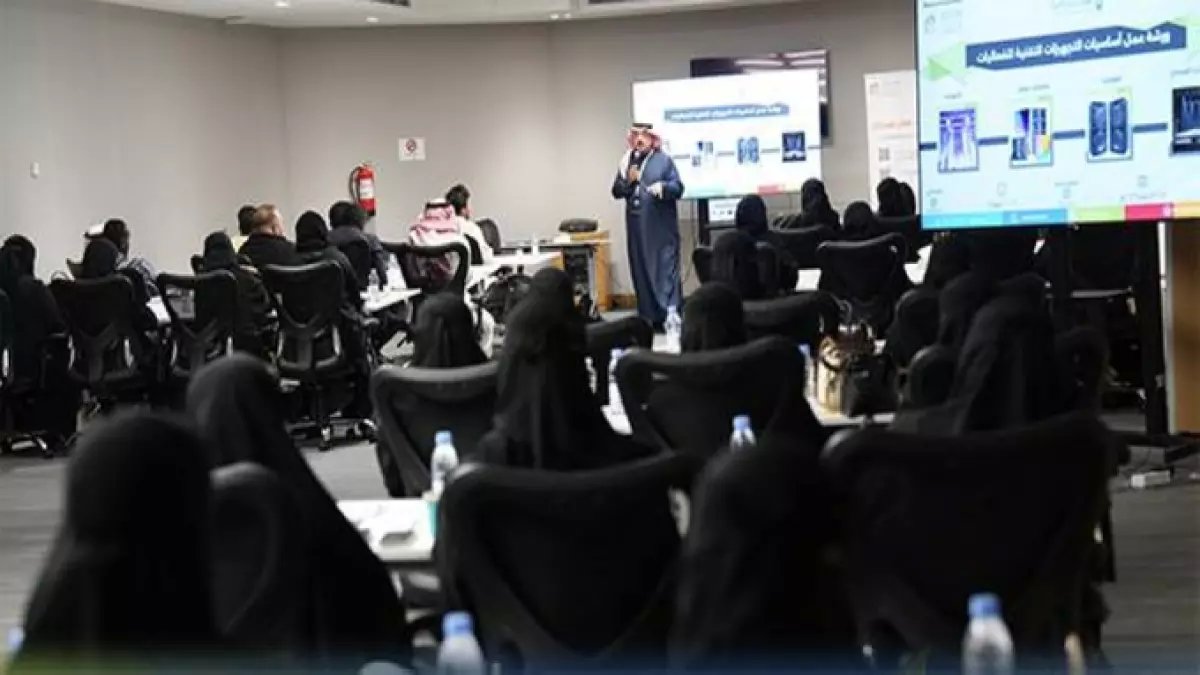 حصري: السر وراء استقرار السعودية وسط عاصفة الفوضى الإقليمية - قيادة استثنائية تُدهش العالم!