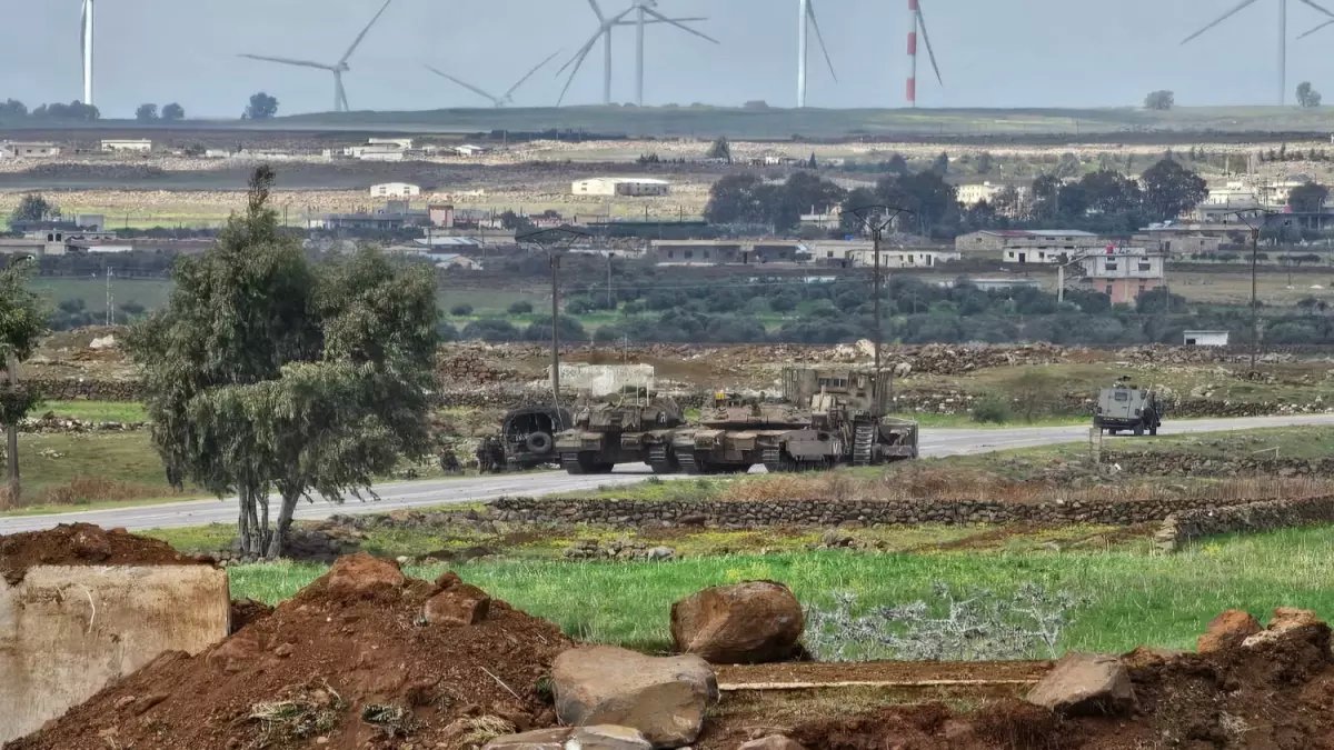 عاجل: إسرائيل تخرق الاتفاق مع سوريا خلال ساعات... وتنصب حواجز عسكرية في القنيطرة!