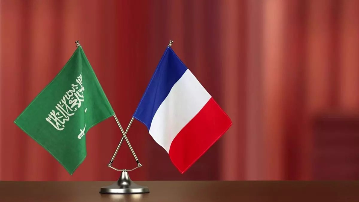 عاجل: الرياض تتحول لقلب العالم 2030... شركاء فرنسيون يكشفون مشاريع بـ تريليونات الريالات!