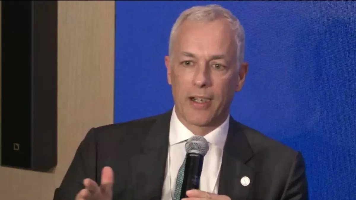 عاجل: أكوا باور تعلن خطة استثمارية صادمة من دافوس - 20 مليار دولار سنوياً تهز أسواق الطاقة العالمية!