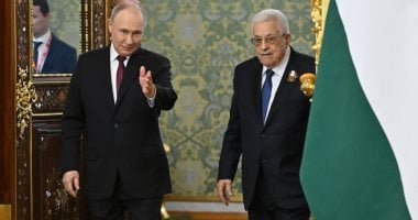 عقد اجتماع بين بوتين وعباس.. الرئيس الفلسطيني يصل موسكو