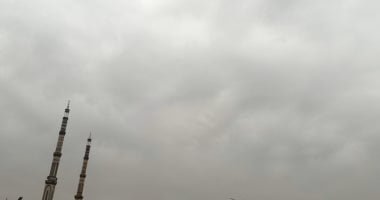 الأرصاد: غطاء سحابى يحجب الشمس وفرص أمطار ببعض المناطق وأتربة عالقة