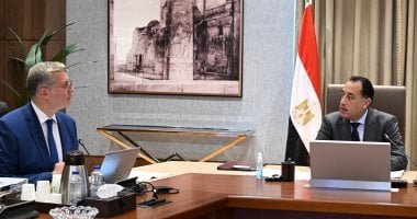 مدبولى يتابع مع وزير البترول ملفات العمل.. ويؤكد أهمية التوسع بالإنتاج المحلى