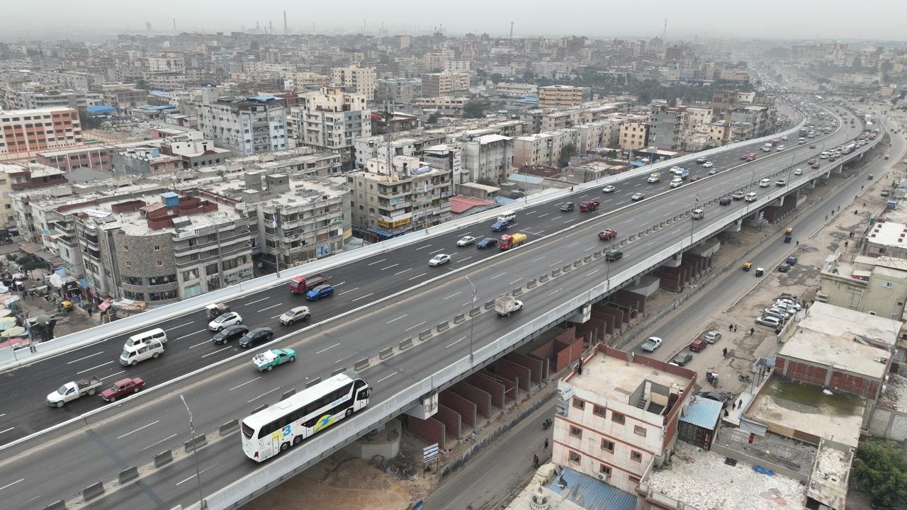 تشغيل كوبري العامرية (2)