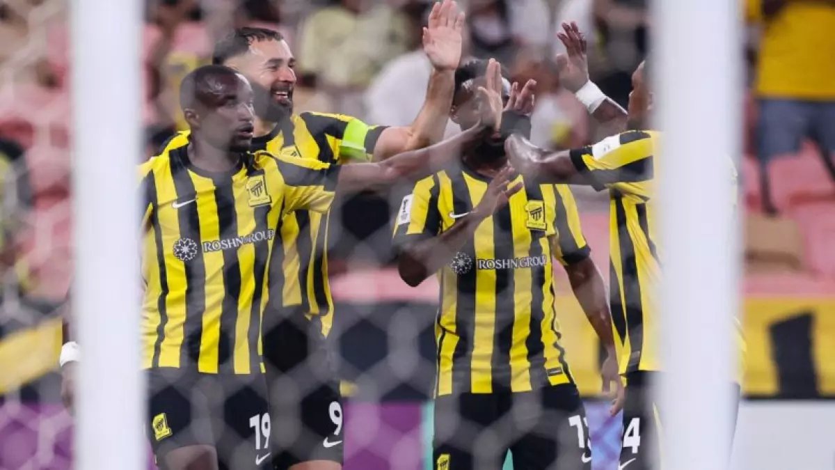 حصري: كونسيساو يفجر مفاجأة بنزيما وكانتي أمام القادسية - التشكيلة ستصدم الجماهير!