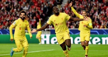 أولمبيك مارسيليا ضد ليفربول.. كوناتى مدافع ليفربول يعلن وفاة والده