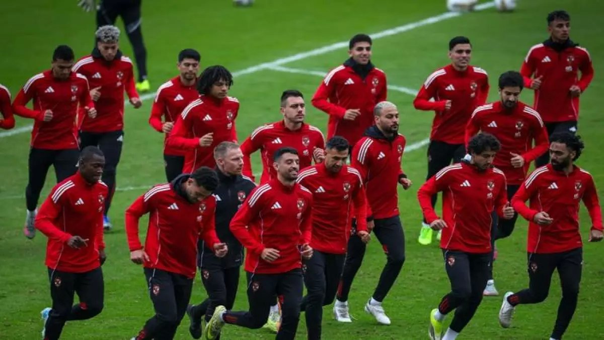 عاجل: الأهلي يكشف قائمة المحاربين لمعركة يانج أفريكانز المصيرية... هل يحسم التأهل غداً؟