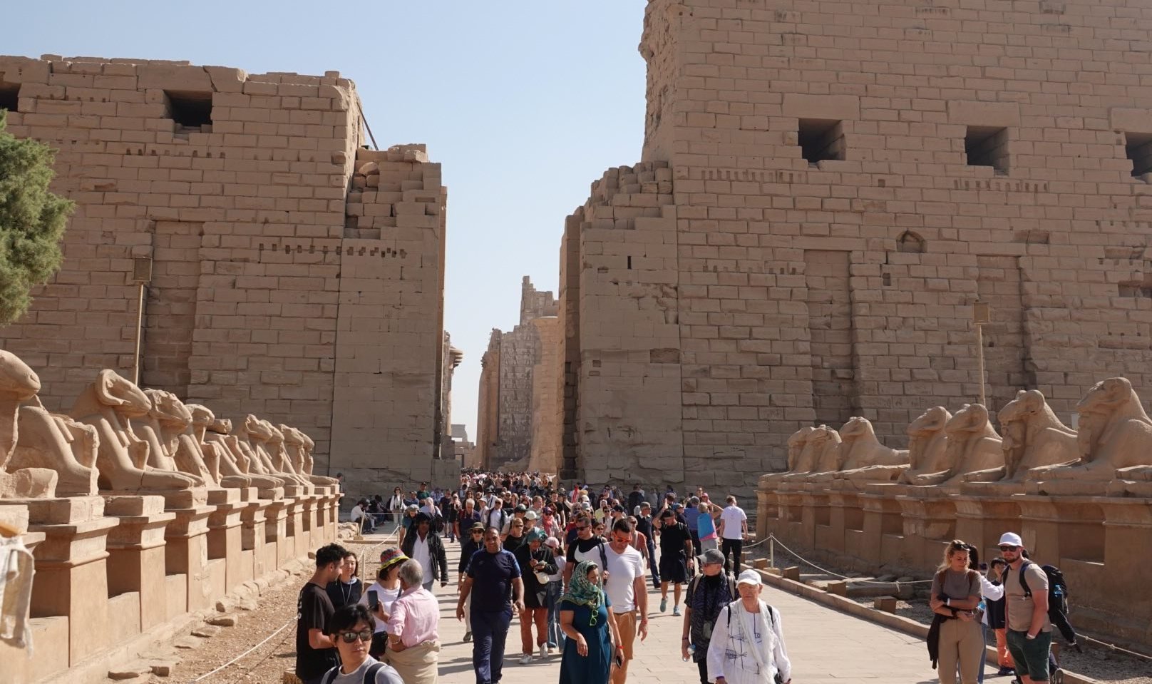 زيارات سياحية فى معابد الكرنك