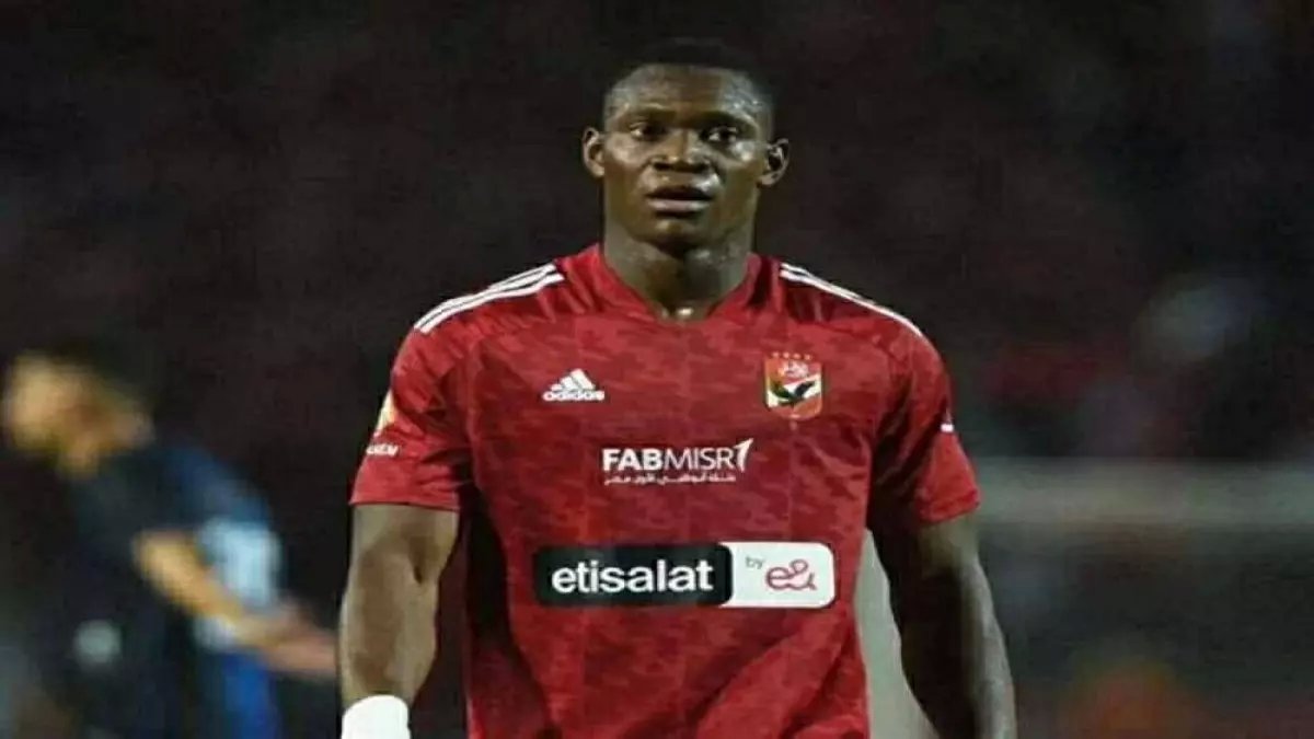 صادم: أيمن عبدالعزيز يفجر مفاجأة مدوية عن الأهلي.. "تخلى عن مبادئه وإمام عاشور قائد السمفونية"!