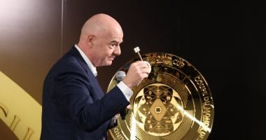 إنفانتينو يثير غضب البريطانيين بتصريحات من دافوس.. ماذا قال؟