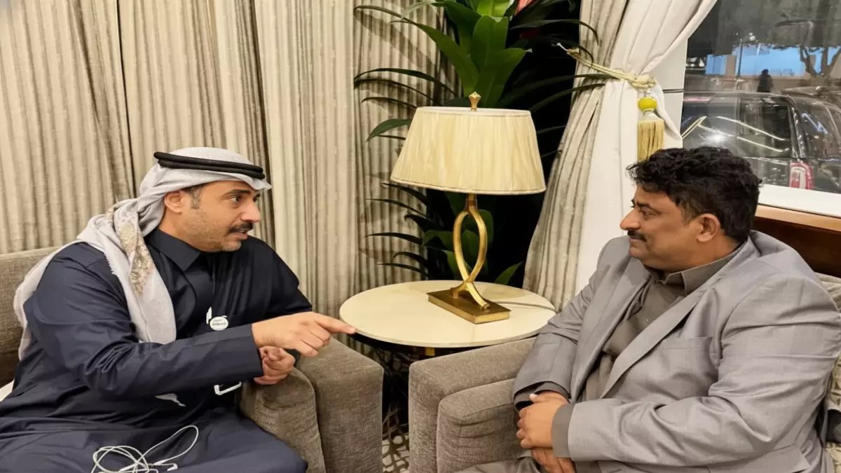 عاجل: مسؤول حكومي يفجر مفاجأة صادمة - "30 مليار ريال شهرياً"... أكبر عملية نهب في تاريخ اليمن والقضاء يتحرك!