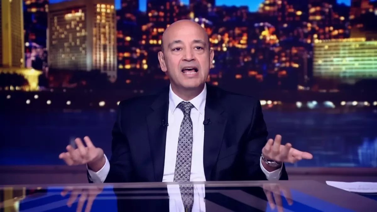 عاجل: عمرو أديب ينفجر غضباً ويصف قرار الـ40 ألف جنيه على الموبايل بـ"الهبل"... "الدولة بتاخد أكتر من أبل نفسها"!