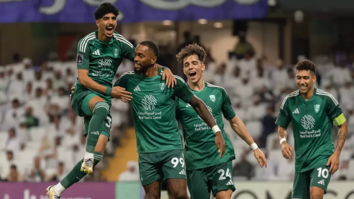 لماذا يخوض الأهلي معركة على لاعب شاب؟ لأن لديه 'ختم الجودة' الوحيد: جائزة أفضل لاعب في الخليج تحت 23 سنة