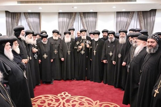 أحبار الكنيسة يستقبلون البابا تواضروس (9)