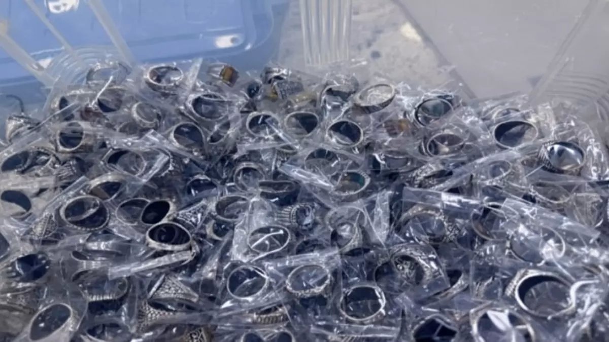 عاجل: ضبط كنز مزيف بـ580 مليون جنيه في الإسكندرية… 3.5 طن فضة وذهب مغشوش كادوا يدمرون السوق!