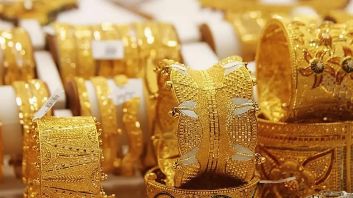 عاجل: الذهب يحطم كل الأرقام في مصر... عيار 21 يتفجر إلى 6900 جنيه والخبراء يحذرون!