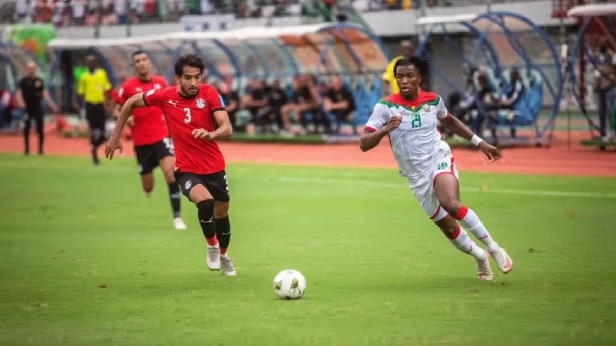 امتحان مفاجئ واجه عملاق كرة القدم الإفريقية.. مصر تصمد في مواجهة تاريخية بعد 90 دقيقة وفارق 5 نقاط فقط