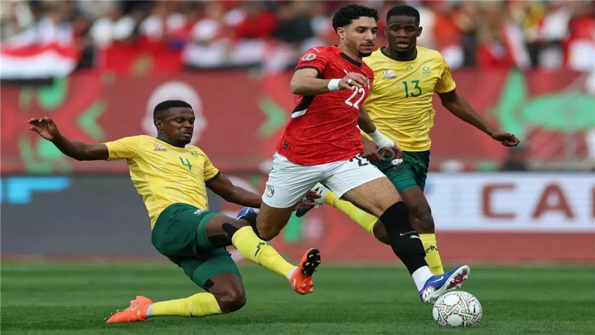 مصر على حافة الهاوية.. لكن 90 دقيقة فقط منحت القارة السمراء انتصاراً تاريخياً بنسبة 80%