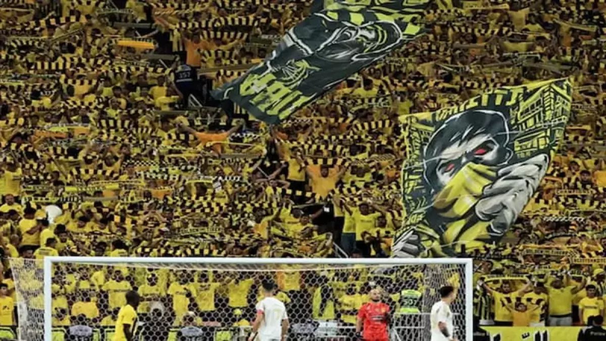 عاجل: الاتحاد يحسم صفقة وليد الأحمد رسمياً.. صفقة دفاعية نارية لتعزيز المنافسة على الألقاب!