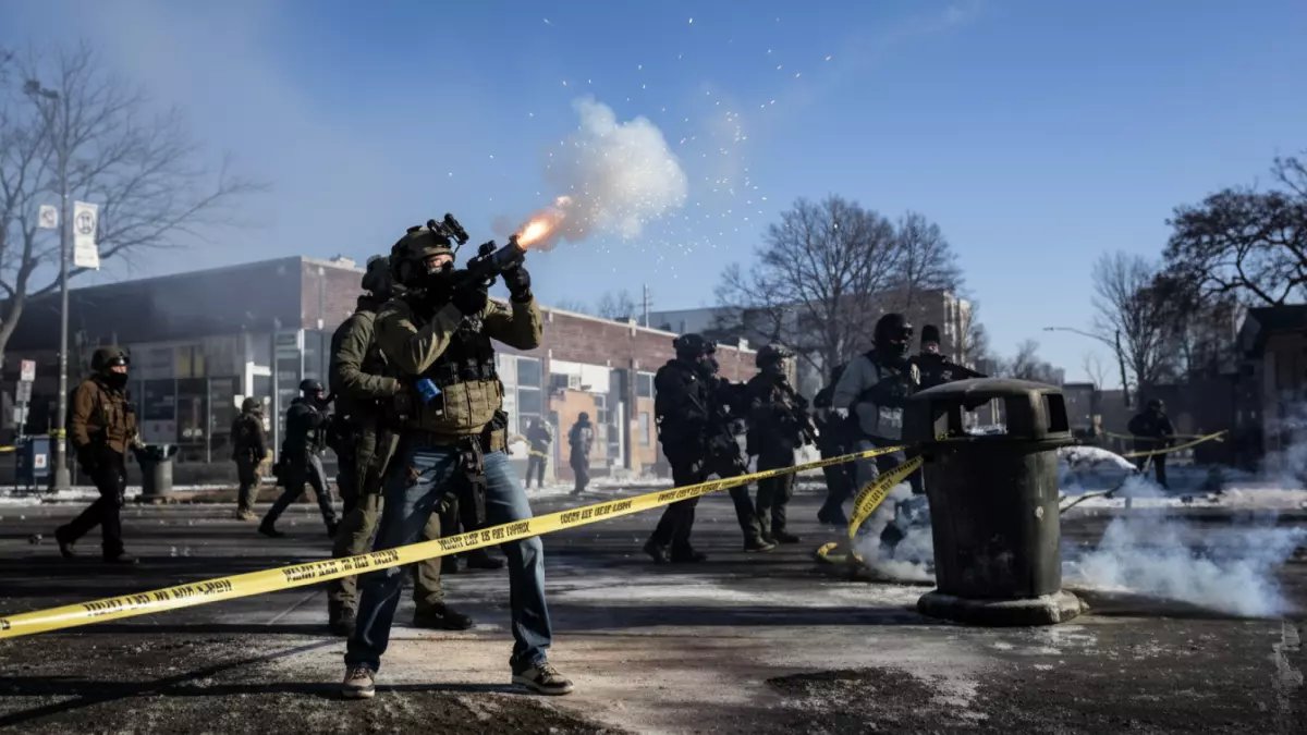 عاجل: نجوم هوليوود يندّدون بمقتل ممرض أمريكي برصاص عناصر فيدراليين... ترامب يتهم السلطات بـ'التحريض'!