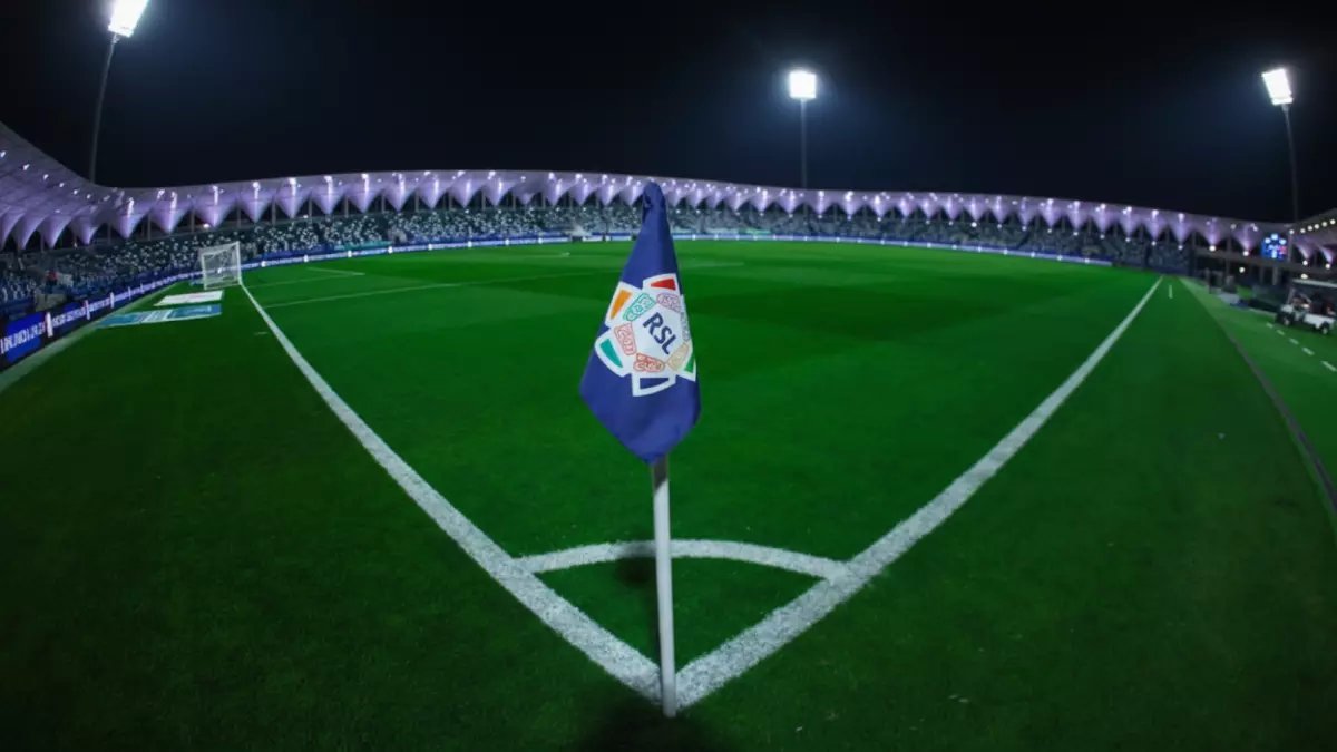 عاجل: كشف أطقم تحكيم مباريات السبت الحاسمة في دوري روشن - 3 مواجهات نارية تنتظر الجماهير!