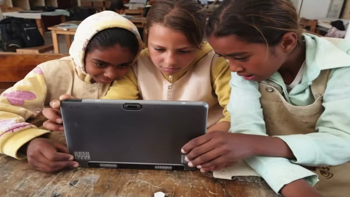 الإمارات تحطم الأرقام العالمية: 750 ألف طالب يحصلون على التعليم مجاناً.. مؤسسة زايد تستهدف 100 ألف موهبة بحلول 2035!