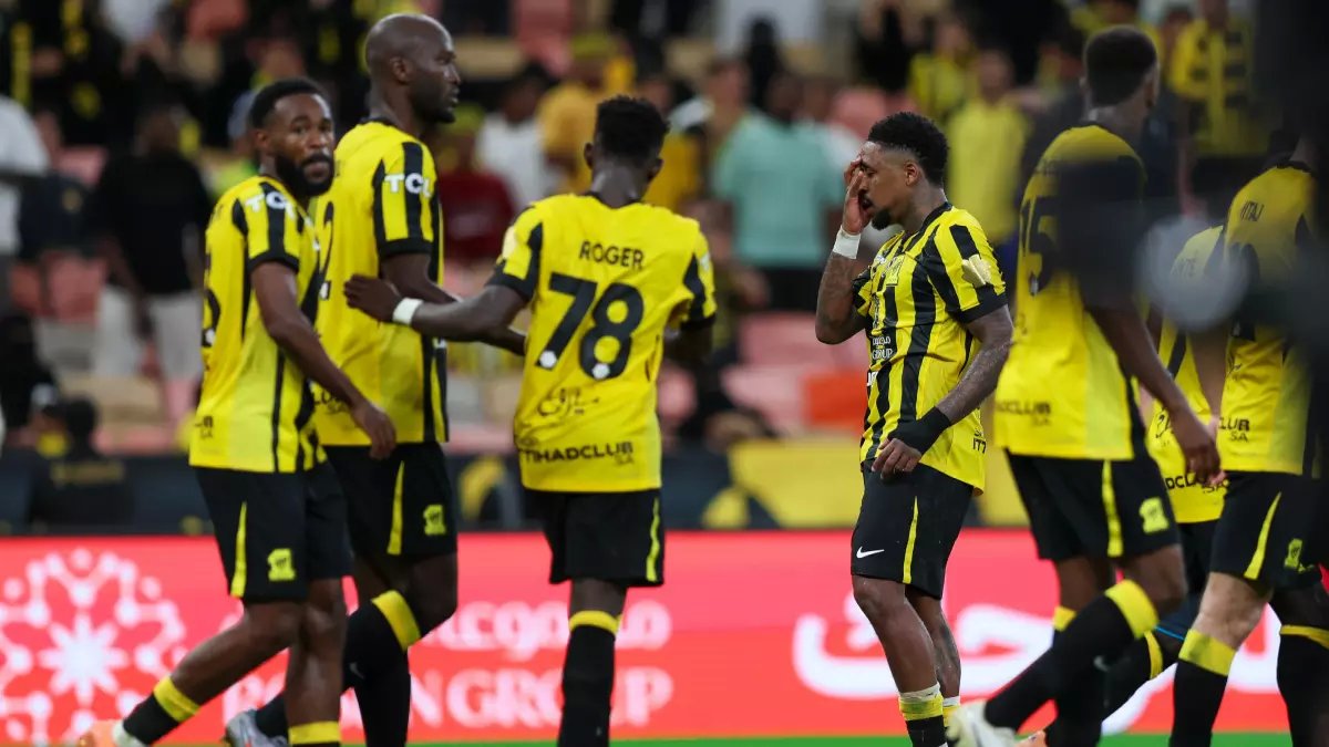 عاجل: آخر 24 ساعة لحسم صفقة وليد الأحمد... هل ينجح الاتحاد في المحاولة الثالثة أم يفشل مجدداً؟